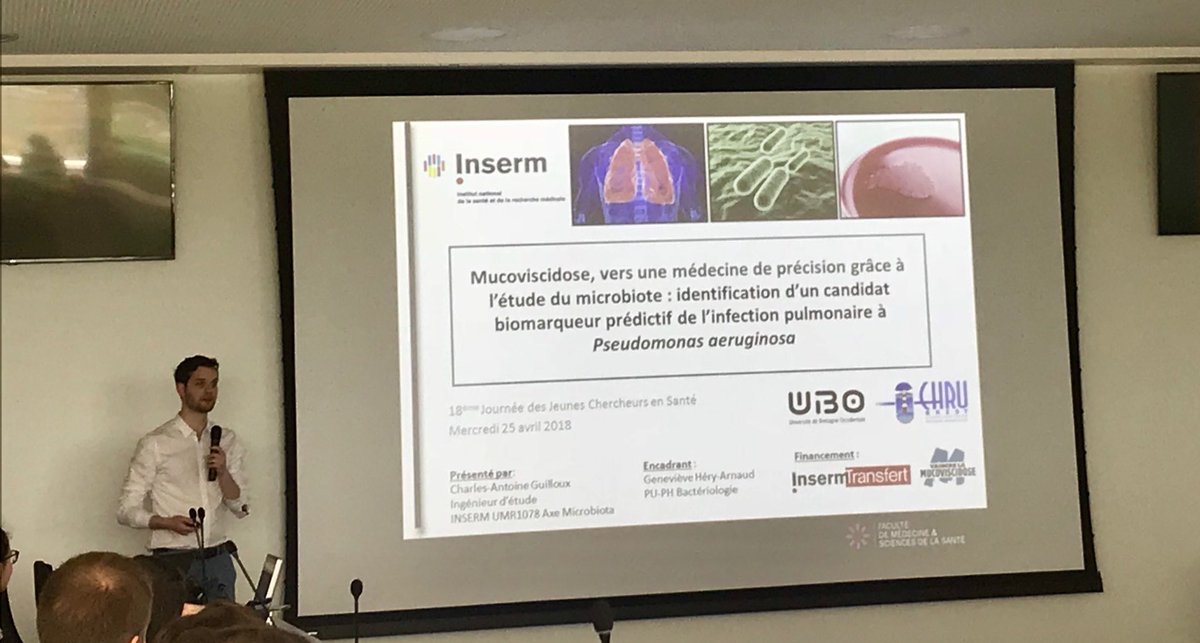 Journée Jeunes Chercheurs Médecine @CHRU_Brest <a href="/UBO_UnivBrest/">UBO - Univ. Brest</a> #HIA <a href="/GuillouxCharles/">Charles-Antoine Guilloux</a> on stage presenting a microbiota-based #PrecisionMedicine for #CysticFibrosis patients 👍 <a href="/vaincrelamuco/">Vaincre la Muco #SAM2025</a>