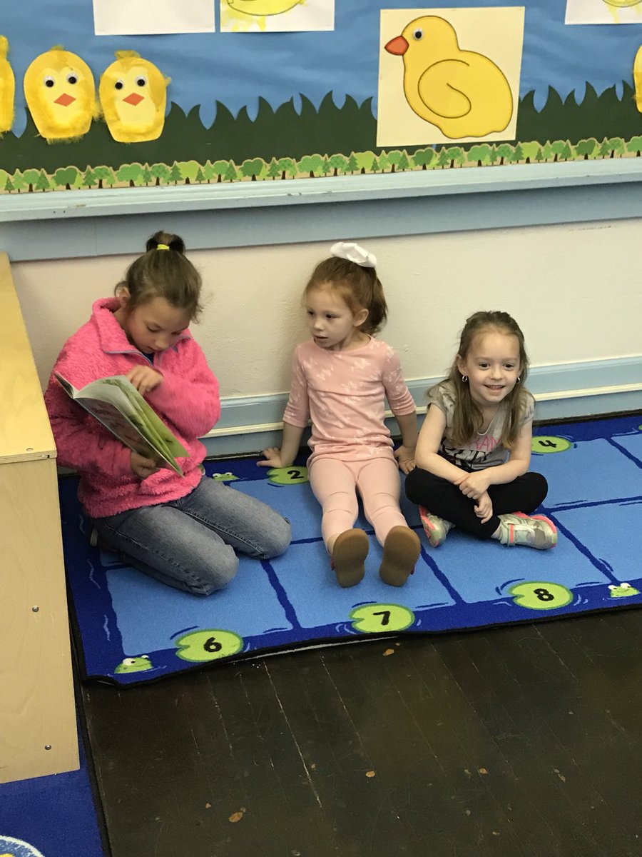 jen_ridgell's tweet photo. Reading buddies with our preschool friends. #thisisRES @jenbrown224 @JenniferWarden5 @egloff_lori @RES_RSSS https://t.co/VQ9ZMnLDzo
