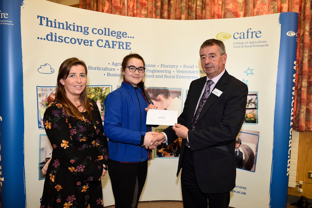 CAFRE Enniskillen first year Further Education student Amy Gordon from Annalong, Co Down has been awarded the Showjumping Ireland bursary: daera-ni.gov.uk/news/showjumpi…