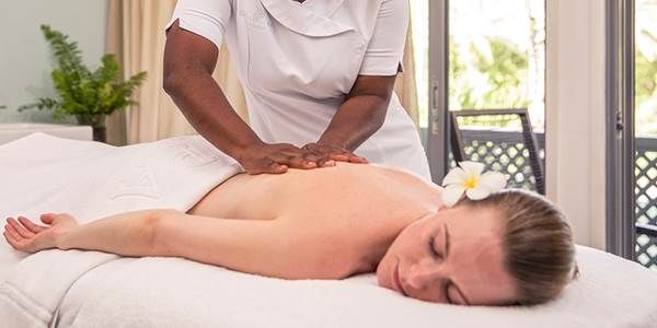 Carlisle_Bay's tweet photo. Health, well being and feeling fantastic, the three foundations of the #BlueSpa philosophy! Make it yours too! https://t.co/B7wOgPbqcc #WellnessWednesday #WednesdayWisdom #CarlisleBay #Retreat https://t.co/IRHytaWW7l