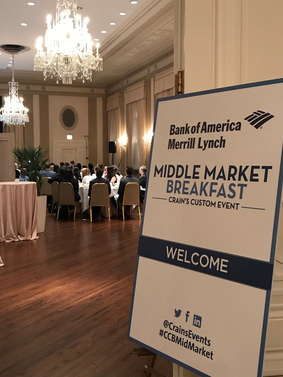 Kicking off <a href="/BofAML/">BofAML</a> Middle Market Breakfast featuring <a href="/jvbrug/">Jackie VanderBrug</a> Managing Director, Global Portfolio Solutions of BoAML, as today's Keynote and moderator #CCBMIDMARKET