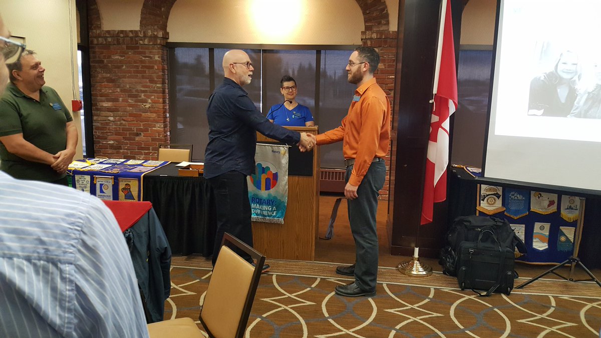 👍Another great morning bringing a new member into the fold of the Rotary Family #Rotary #MakingaDifference #PEOPLEofACTION