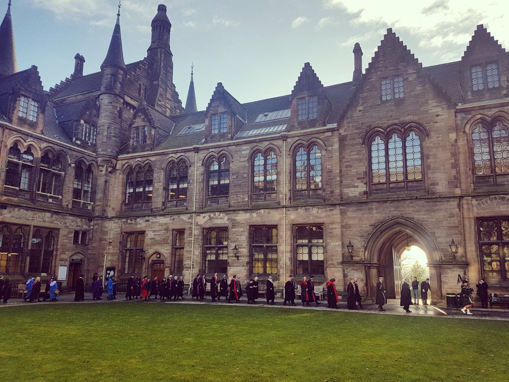UofGlasgow's tweet image. UofG has moved up 3 places in the @compuniguide to 24th in the UK  #cug2019 #TeamUofG ow.ly/xfh630jFFlz