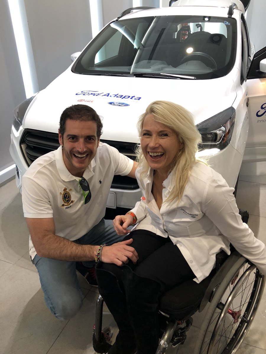 Borja_Fadon's tweet photo. Lo mejor de mi trabajo es conocer a gente tan inspiradora como @GemaHassenBey. No hay cimas q no podamos conquistar, y ella va a subir el #Kilimanjaro. Gracias @FordSpain. #FordAdapta es un proyecto único en el mundo y la #eChair es alucinante. https://t.co/bC7Mcih3N7