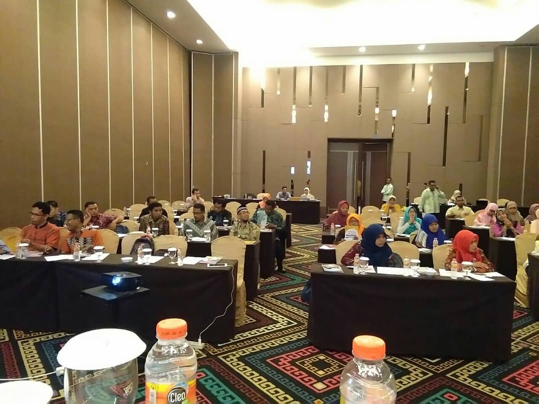 Metodebagdadi's tweet photo. Pembukaan TBTQ dgn #metodebagdadi  untuk kalangan Guru2 PAI SMP se Prov. NTT.
Aston Hotel Kupang, 25-27 April 2018., https://t.co/u2dqQ1os0Q