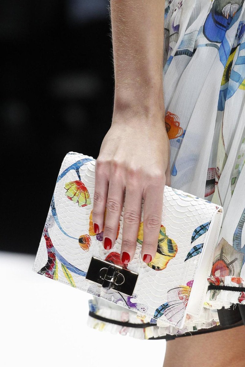 made_in_styles's tweet photo. @vogue_italia #greatimages #madeinstyles #stylishlymade https://t.co/MKVB8NEm4O