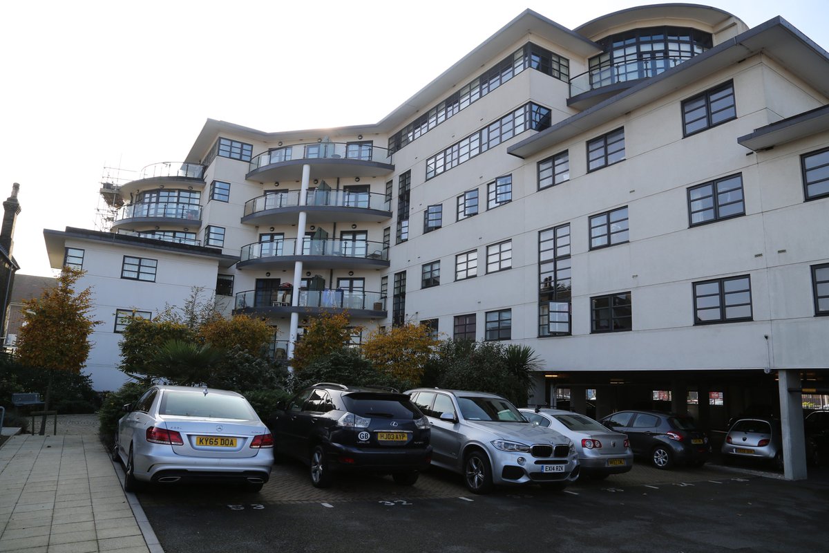 RealMoveEstates tweet picture