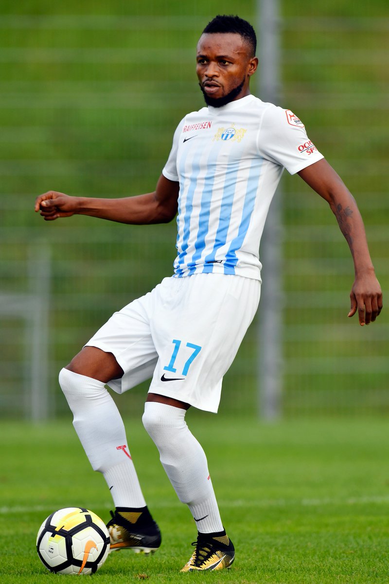 fc_zuerich's tweet photo. Der #FCZ freut sich mitteilen zu können, dass er und Innenverteidiger Umaru Bangura sich auf eine vorzeitige Vertragsverlängerung um zwei Jahre bis Sommer 2021 geeinigt haben: https://t.co/DGL6dGRbuA #fczuerich #stadtclub https://t.co/kXHNCYFmcE