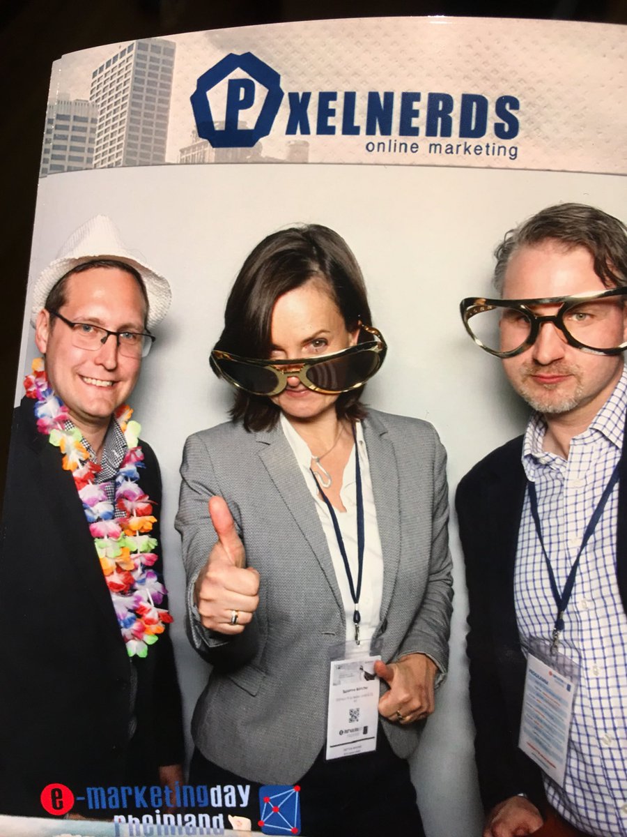 susaboettcher's tweet photo. Bisschen Spaß muss sein bei #ihkemd mit @pixelnerds_de @Tweed_Bear https://t.co/ziWBvab1OV
