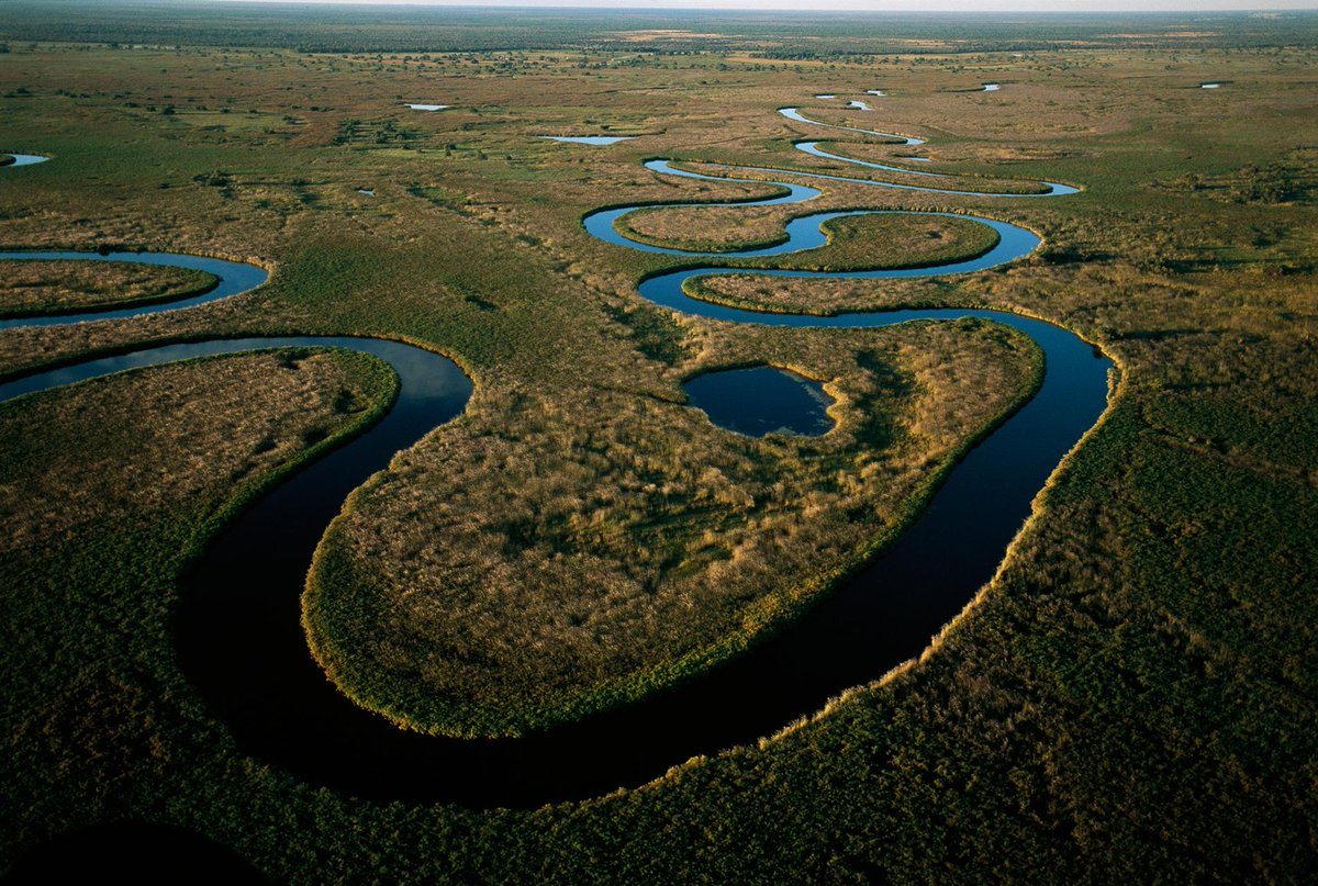 AngoTours's tweet photo. Angola and Namibia boost Tourism - Go Explore! #Travel #Angola #AngoTravel #Tourism #Okavango https://t.co/30aZBf0xaz https://t.co/JIC70zca0J