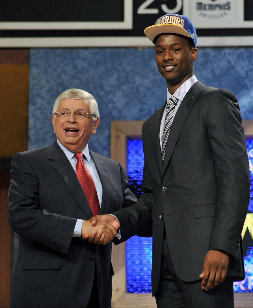 tvippolis's tweet photo. No college basketball program has had more 1st round picks than North Carolina. 🐏 https://t.co/moXDbEae2Z