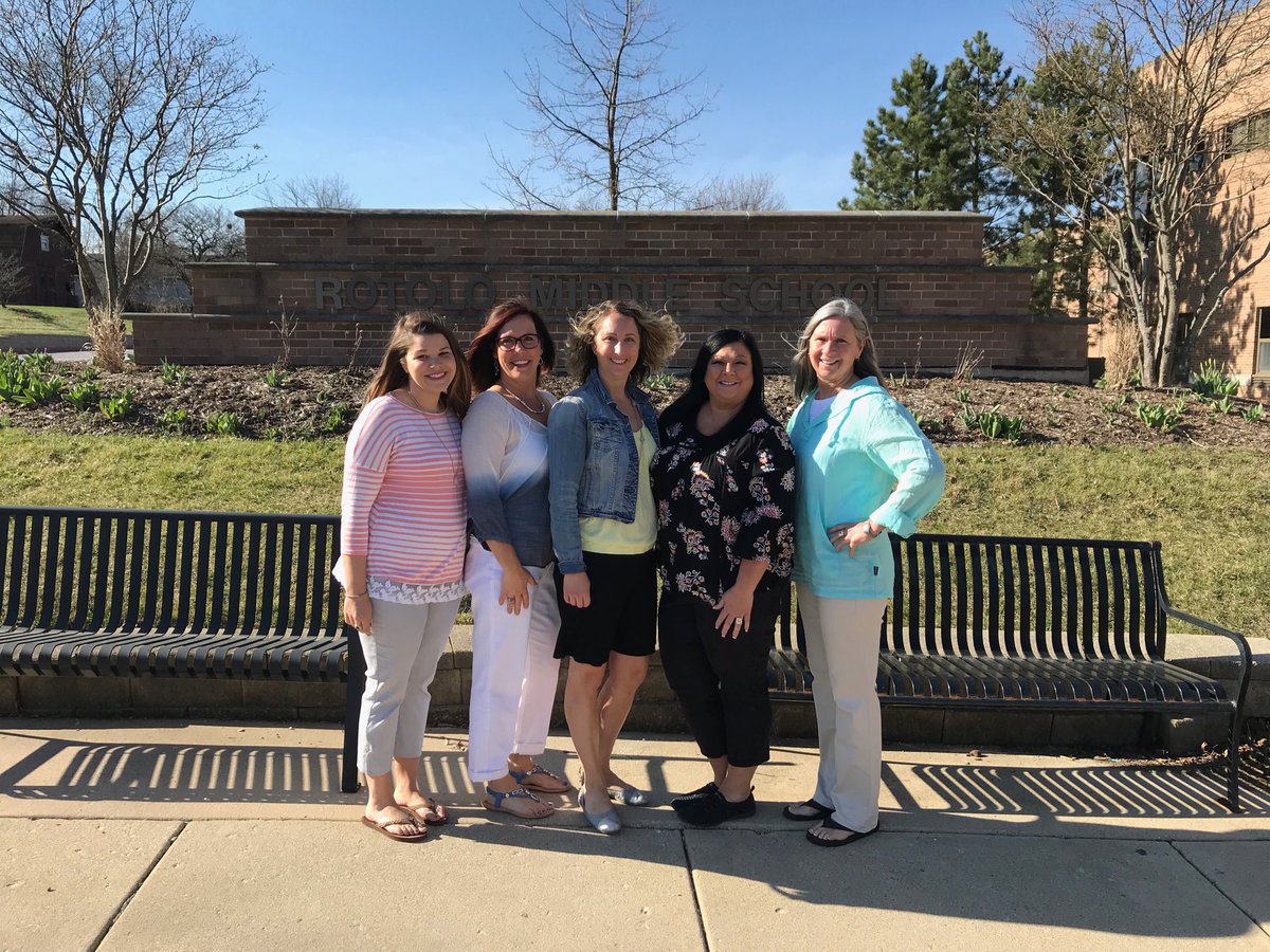 Happy Administrative Assistant Day! We have the best middle school staff ever! Thank you Kali, Julie, Andrea, Michele, and Katie. #thatsrotolo @BPS101 #administrativeprofessionalday