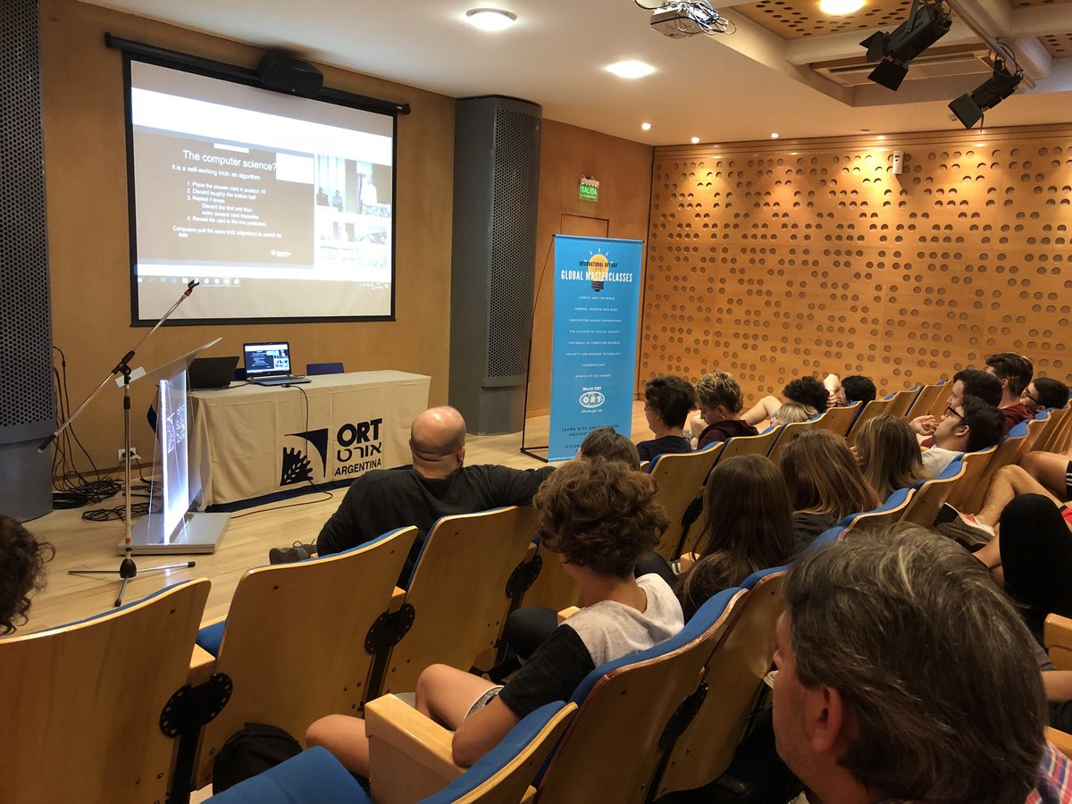 ORTArgentina's tweet photo. #ORTDay #OpenHandsTogether 

Ahora, ¡#GlobalMasterclasses!

Los alumnos de sede Almagro presencian, vía #streaming, diversas conferencias sobre ciencia, computación y muchos tópicos más. https://t.co/O34iRRtdc7