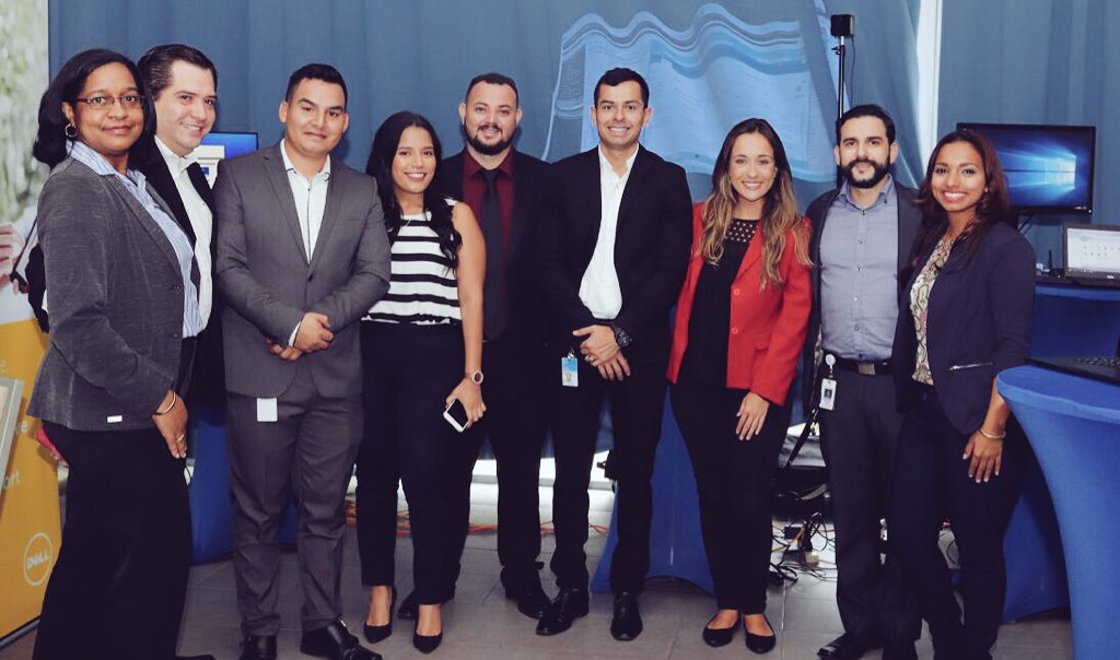 arleendee's tweet photo. Hoy en el #DesayunoCapatec @DavidMonteV hablando sobre #TransformacionDigital y como maximizar el potencial de tu operación. 
@DellPanama 💙⚡️💥💻🔋🔑📈🌎
#gobigwinbig #dellpanama15 https://t.co/gZqqfmyN47