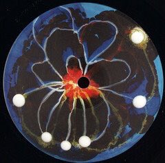 sublimerecords's tweet photo. [Susumu Yokota 初期作品復刻!! ] 
SUSUMU YOKOTA / SPACE TEDDY EP (TRANSMIGRATION | DEU)  
Dr. Motte主催の伝説のレーベル”Space Teddy”から、94年にリリースされた氏のEbi名義でのアルバム『Zen』に収録されていた4トラックスが再編集!
https://t.co/qtQu5YCIUn
#susumuyokota #zen #spaceteddy https://t.co/ekI3IksJKY
