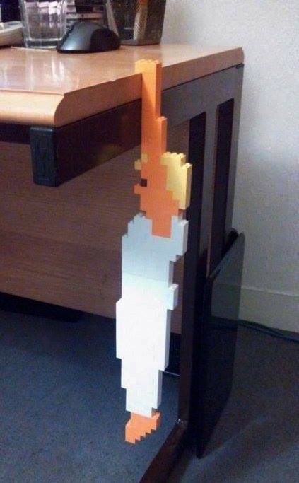 crackelprograma's tweet image. Te agarras fuerte de donde podes cuando te das cuenta que recién es miércoles. 
#DondelaCulturaSucede #CRACKelprograma #PrinceofPersia