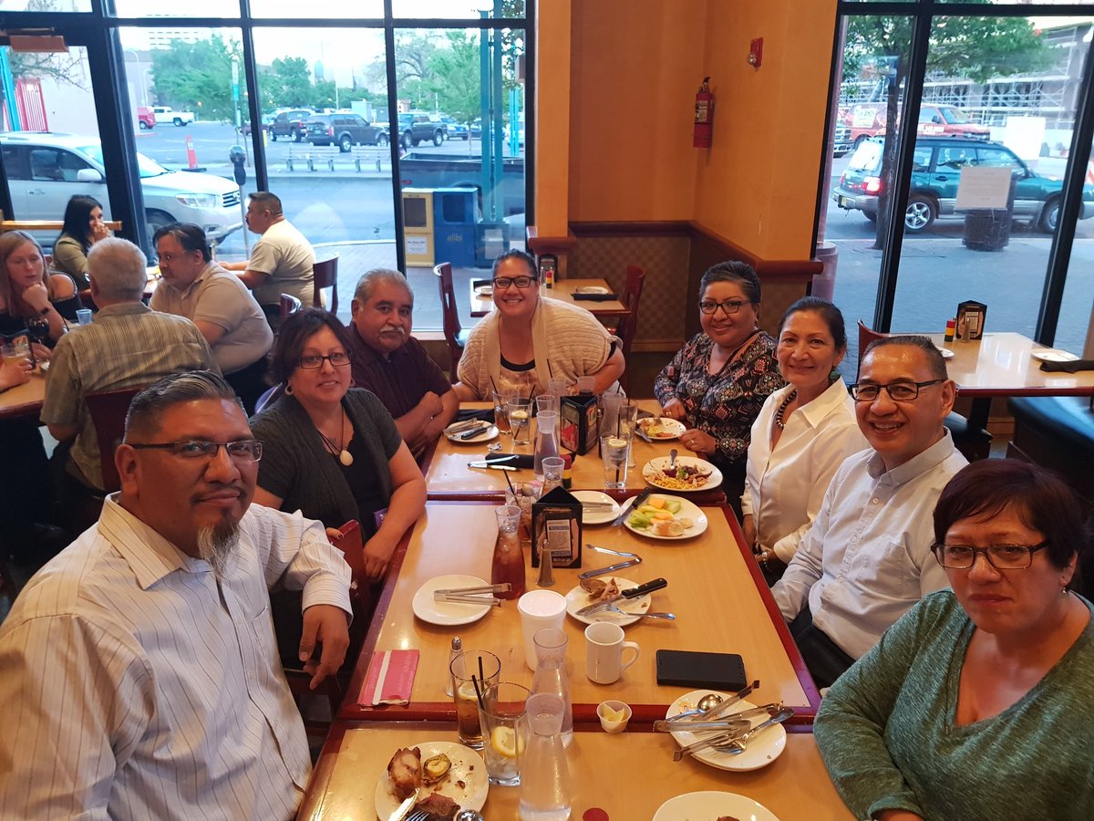 WhanauTahi's tweet photo. Great end to another productive day at #SGCE30 conference with our friends from Tohono O'odham Indian Nation #SelfGovInAction #WaiGlobal https://t.co/MlviJoeRMe