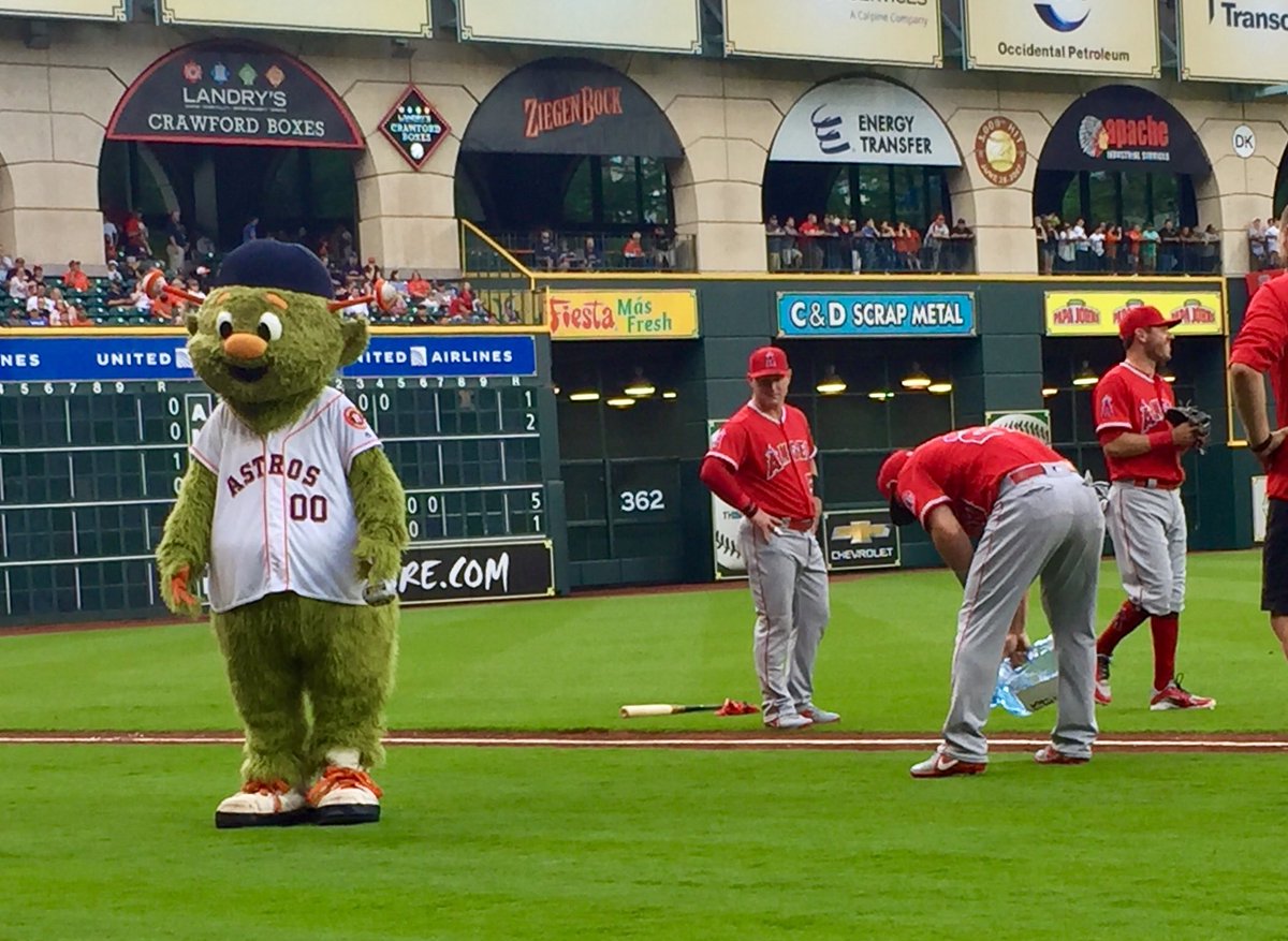 If you’re really looking to cool off.... Orbit’s Secret Stuff &gt; Michael’s Secret Stuff #SpaceJam