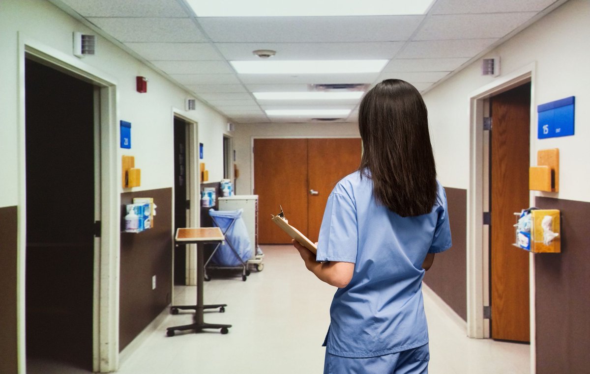 CMAJ's tweet photo. More Canadian medical graduates than ever were unable to secure residency placements this year. However, new supports ensure they are no longer left to fend for themselves while their careers are on hold. https://t.co/PjnMfFwU9B
#cdnpoli #meded @CFMSFEMC @AFMC_e @CaRMS_CA https://t.co/Oj1iQ4kZEf
