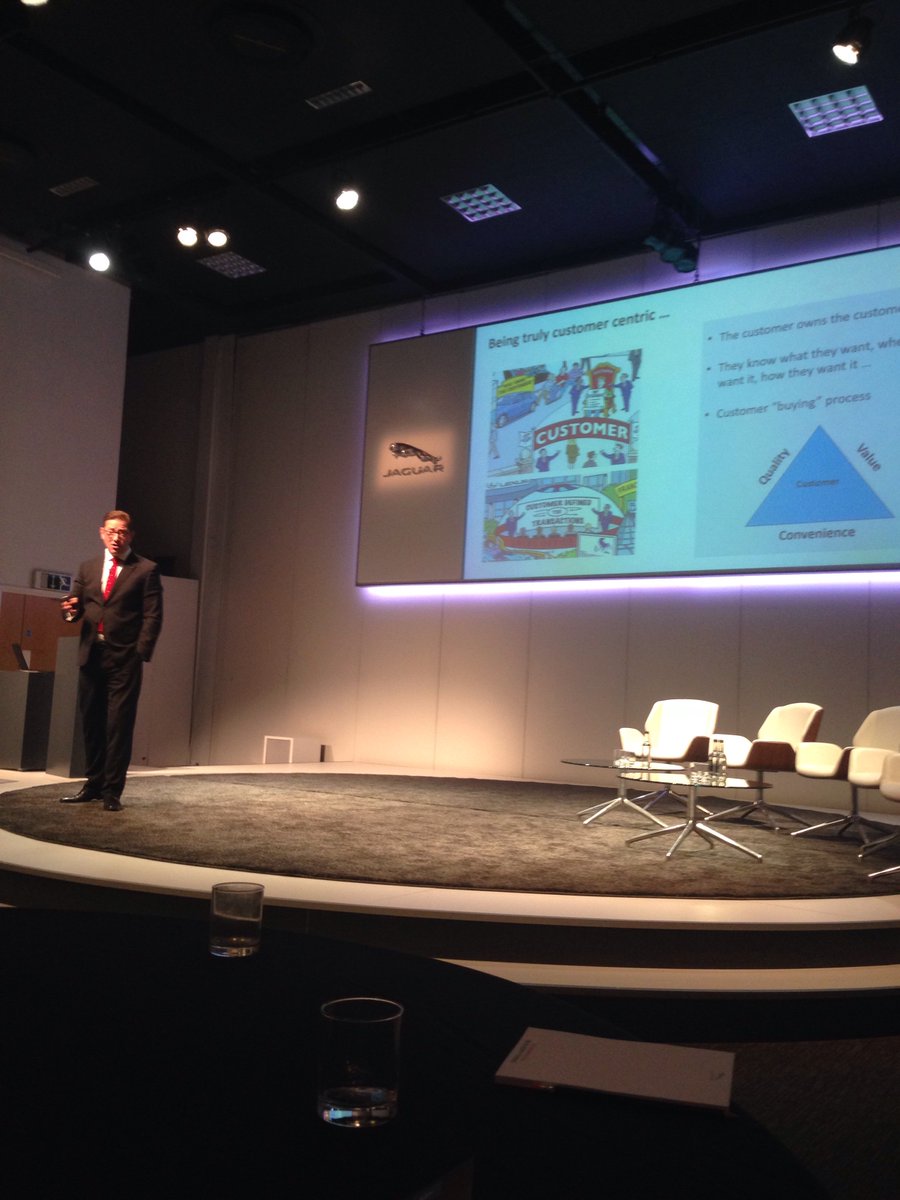 AutoRetail's tweet photo. Our last presentation of the day, keynote from Jason Canswick, director at @jardinemotorsuk 👍🏻 Jason is discussing critical issues - potential solutions #ARNUCC https://t.co/aD0Mi5HGOG