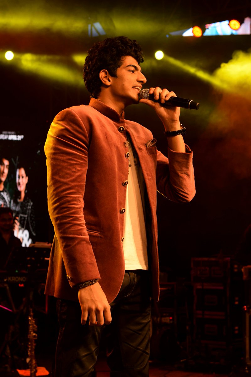 GriebsMedia's tweet photo. Last Saturday #DilSeDilTakTour kicked off. We had an amazing concert in Bangalore with @palakmuchhal3 ,@Palash_Muchhal and some fabulous crowd.

#DilSeDilTak #PalakandPalaashLiveinBengaluru #PalakMuchhalLive #GriebsMedia #GriebsEvent #Sibling https://t.co/hom90z04Jx