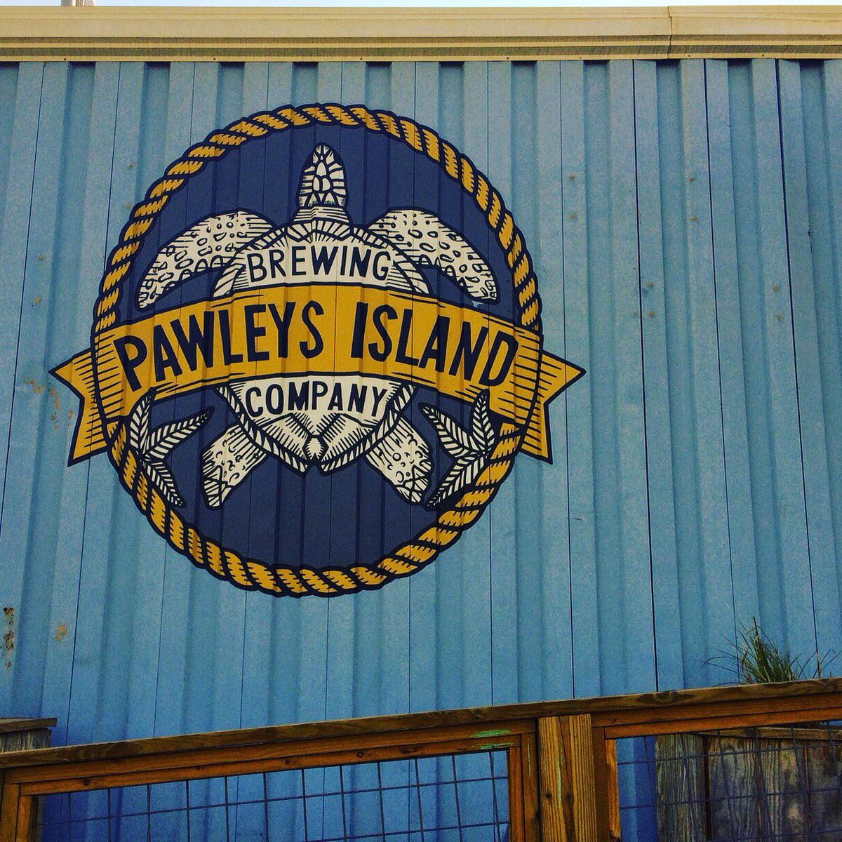 No more speakeasy. Our logo is on the building and it looks awesome. Please stop by and check out what the very talented local artist @jessihelmrichart painted for us. .
.
#craftbeer #brewery #chsbeer #scbeer #pawleysislandbrewing  #charleston #charlestonartist #artist #turtle