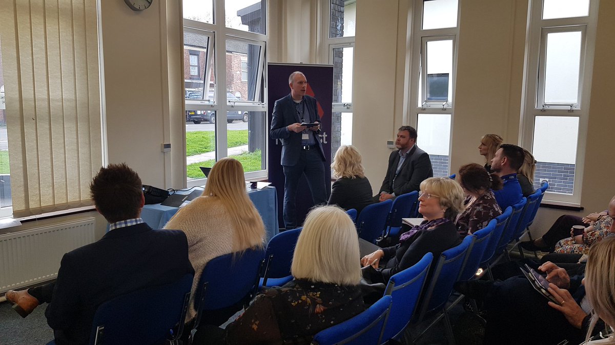 mhowarduk1's tweet photo. Fantastic turn out for the Staffordshire Start-up Hub Launch #staffsstartuphub at #SilverdaleLibrary @beslimited @StaffsLibraries @SilvdaleLibrary https://t.co/YWjnJQTvbj