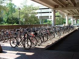 BikeWaterford's tweet photo. @MulliganEddie @WaterfordCityCt @WaterfordCounci Once the #Greenway connects, we can expect a lot more bikes in the city centre, not to mind when the New Ross Greenway gets going. Look at #Dungarvan - heaving with bikes during the summer! They're cheap, quick to install, and hopefully will one day look like this -
#DemandaStand https://t.co/TTW0M8TNcd