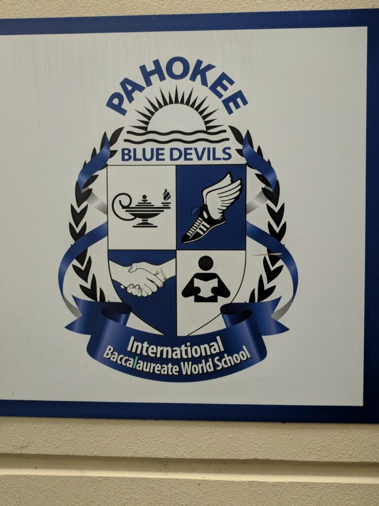 pjdaoust's tweet image. You can’t hide that Pahokee Pride! The SIS Gateway Pilot is heating up with the Blue Devils taking advantage of live grades, attendance, and more! @MikeBurke_SDPBC @pbcsd @Pahokee_MSHS @PK_MSPrincipal @MichaelAronson2 #sisforall #MakeItCountPBC