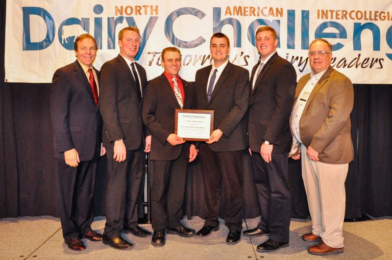 UWMadisonCALS's tweet image. Congratulations to the @UWDairyScience students who took first place at the National Intercollegiate Dairy Challenge held April 12-14! Read more about the team's victory: bit.ly/2Hocdgu