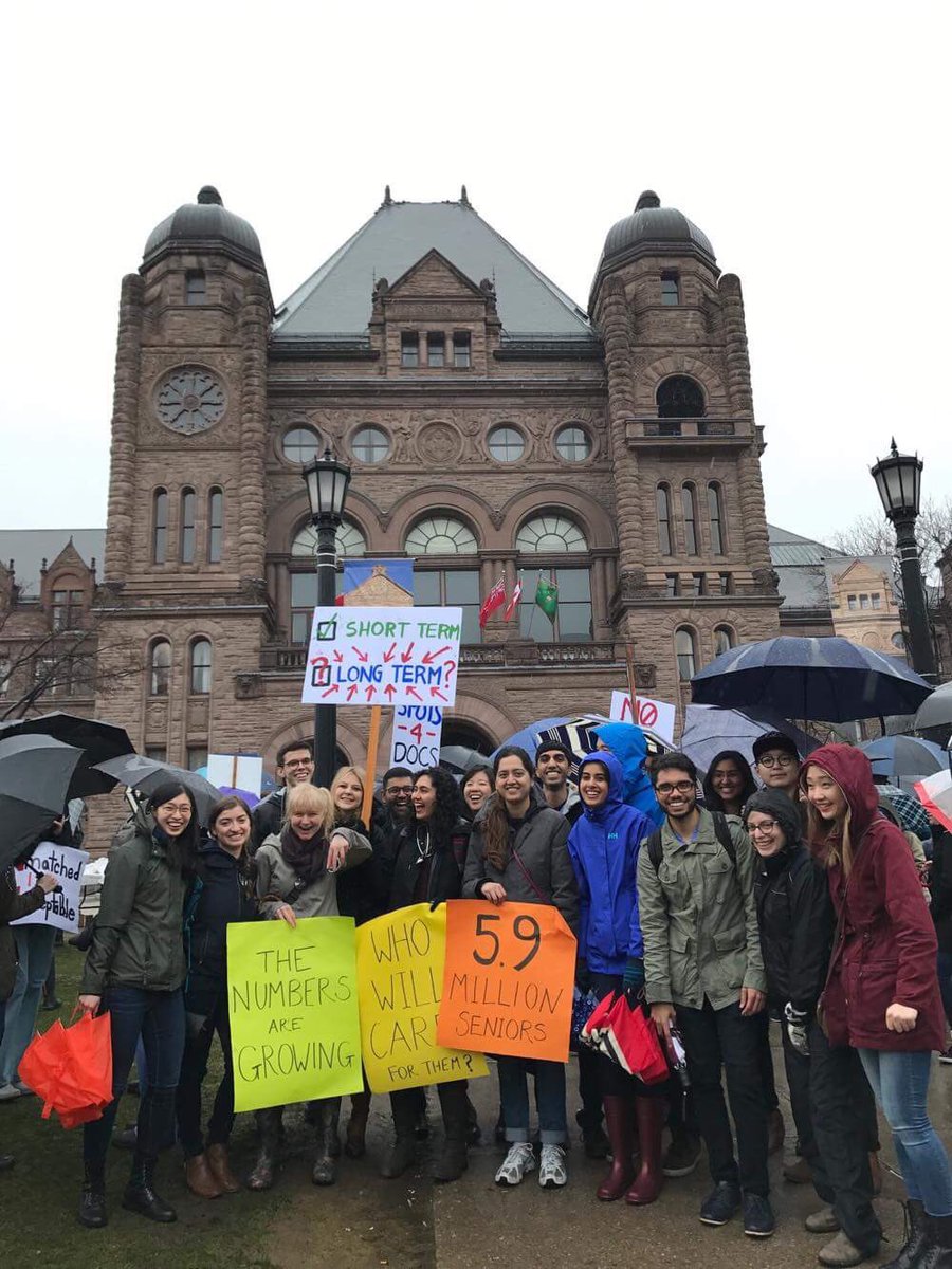 MAM_students's tweet photo. Small Academy - big representation! MAM Students at the @Spots4Docs rally! https://t.co/QVhacI9jFE