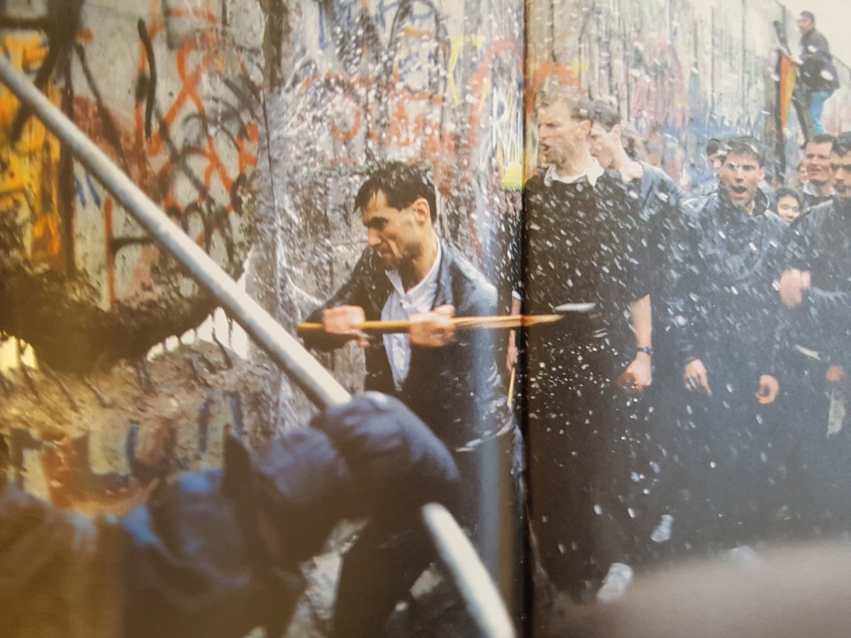shiratwito2001's tweet photo. You guys!, apparently David tennant was a part of the fall of the Berlin Wall...
It's official. Doctor who exist, and he's name is David tennant.
#RealiseTheTruth
#DoctorWho
#DavidTennant
#TheDoctorIsReal https://t.co/PxuD0fnEaf