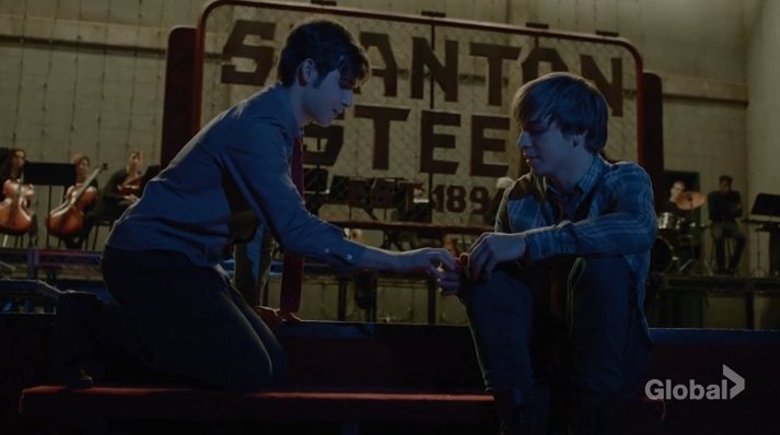nlklinh's tweet photo. #seremy made my heart warm. I need to see more of them #rise #risenbc #riseseries #tedsutherland #seangrandillo https://t.co/jO6hLjvZOy