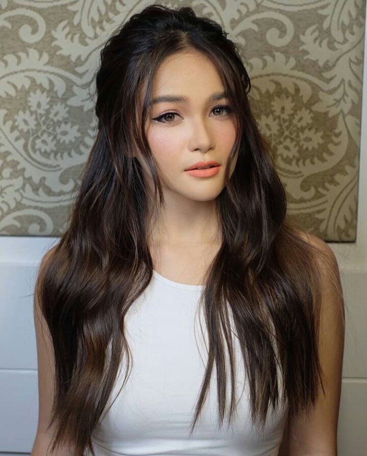 AthenaKate07's tweet photo. Hayyys! Pakaperfect mo po @ElisseJoson sobrang ganda! https://t.co/AnMTto3Xpj