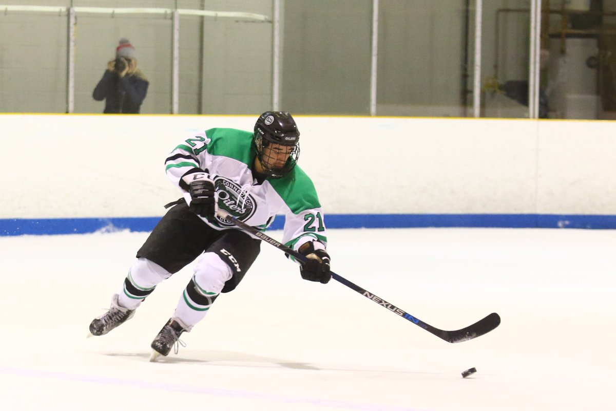 WestchesterExp's tweet photo. Connecticut @Oilers_CT announce Kieran Kennedy has committed to @seawolveshockey &amp; HC Chris Garofalo. Kennedy joins a top @achahockey program and several @EHL_Hockey alumni and @NCAADIII transfers. The FL native played 35 games for Oilers after being acquired in late October. https://t.co/gkURrDnRMc