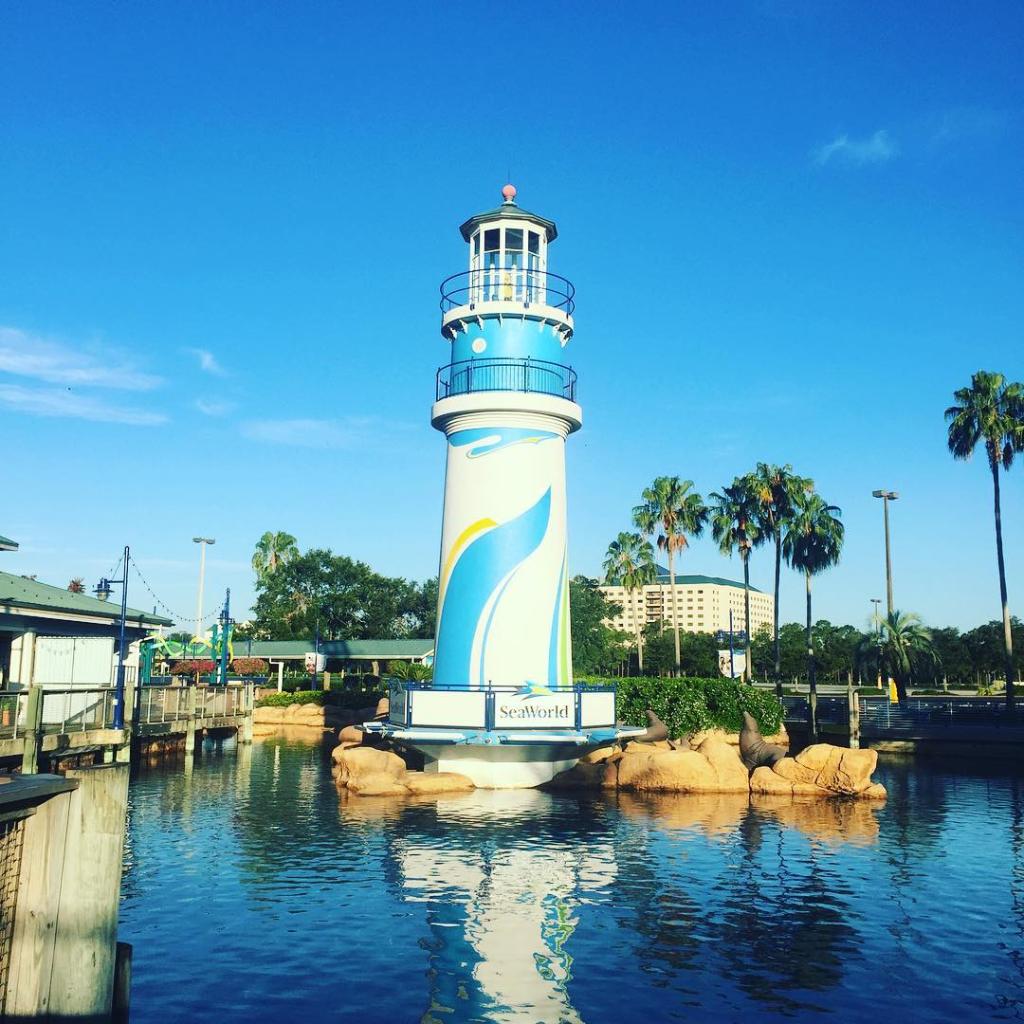¡Un excelente día para visitar SeaWorld! ¿Quién se anima? #SeaWorldLatino bit.ly/2qWpgLN