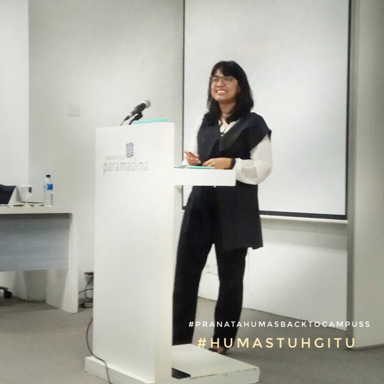 Iprahumas's tweet photo. @Leidena : Ini fungsi strategis pranata humas : media monitoring & agenda setting u siapkan brief note bg pimpinan yg bertugas mjd juru bicara lembaga @djikp @rudiantara_id
.
Disampaikan kpd mahasiswa S2 @paramadina (24/4) : Media Relations Mgmt.
.
#BacktoCampuss
#HumasTuhGitu https://t.co/N4XrQJx7Xm
