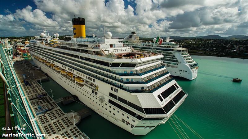 MarineTraffic's tweet photo. Here we have the #CostaMagica, a #DestinyClass cruise ship, built for the #CostaCrociere cruise line and moored in #Antigua. Thank you to MarineTraffic, AJ Toro for the photo. #cruiseliner #cruise #cruiseship #windies #westindies #shipspotting #caribbean @costacruisesofficial https://t.co/ciIPNkl0zd