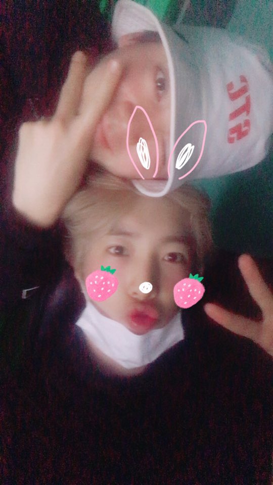 BAIKAL_official's tweet photo. 🎉Happy birthday ❤️대웅❤️🎉 
#바이칼 의 세상 제일 착한 #대웅 의 생일을 진심으로 축하합니다!♪(๑ᴖ◡ᴖ๑)♪
그리고 여기서 깜짝 스포일러! 이번 컴백 앨범에 대웅군이 직접 작곡, 작사한 곡이 수록되었답니다! #스완 여러분의 많은 관심 부탁드릴게요!💕
#HAPPYDWDAY
#케이빈 #데이 #연우 https://t.co/AqMae48MRL