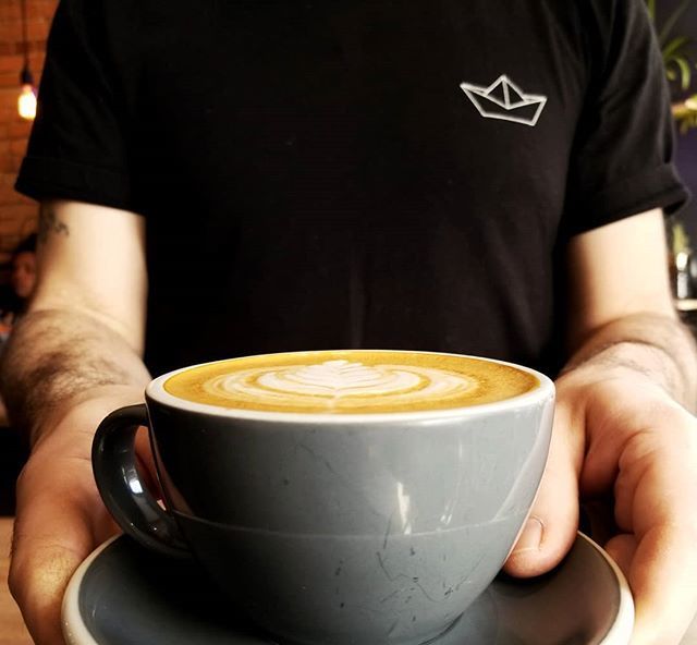 CafePlume's tweet photo. Bon mercredi ! 
#t #ou #on #tattend https://t.co/NMyoQplHkA https://t.co/bk1pePPU5T