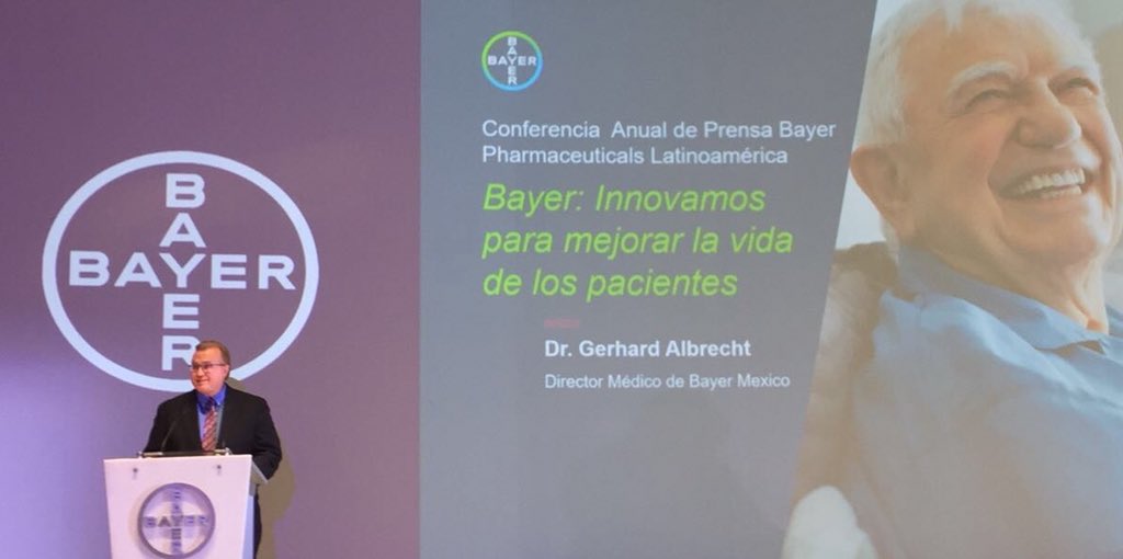 BayerenMexico's tweet photo. #BayerInnova “En #Bayer descubrimos, innovamos y contribuimos así al bienestar de la sociedad mundial”, cuenta el Dr. Gerhard Albrecht, #BayerPharma México https://t.co/ojNm3luWnr