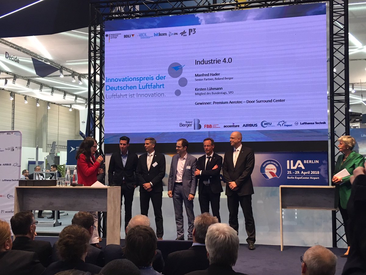 CREAM_techpr's tweet image. Wir gratulieren den Gewinnern der Kategorie Industrie 4.0 des #idl18: Premium Aerotec.