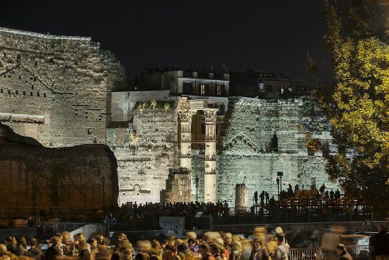 Paarla_'s tweet photo. #Erco – Işığı kullanarak tarihi modellemek: #Roma İmparatorluk Forumları Using light to model history: the Imperial Forums in Rome #led #ledlighting #lighting #aydinlatma #sanataydinlatma #paarla https://t.co/GoscaADSSu https://t.co/AH0EPwxuZB