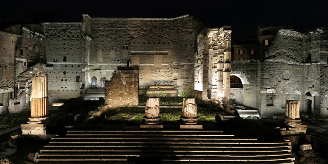 Paarla_'s tweet photo. #Erco – Işığı kullanarak tarihi modellemek: #Roma İmparatorluk Forumları Using light to model history: the Imperial Forums in Rome #led #ledlighting #lighting #aydinlatma #sanataydinlatma #paarla https://t.co/GoscaADSSu https://t.co/AH0EPwxuZB