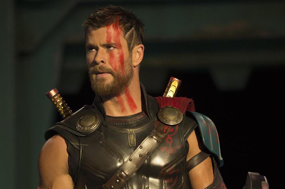 PorPparn's tweet photo. รีวิว #AvengersInfinityWar #InfinityWarTH 
1. Thor คือผัว
2. Thor คือผัว
3. Thor คือผัว
.
.
.
.
.
.
.
100. Thor คือผัว!!!!!!! https://t.co/LMO1SOaDM9