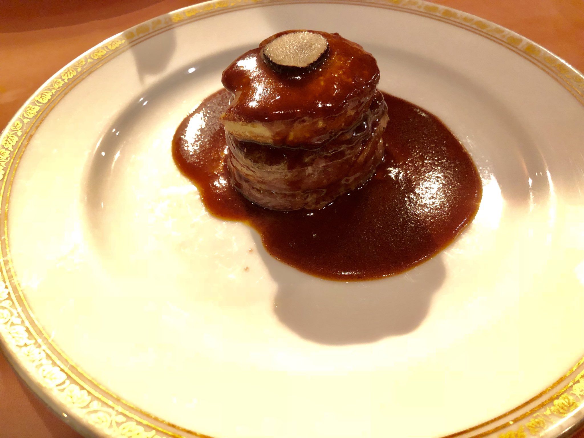 تويتر パーパー あいなぷぅ على تويتر 最近行った フレンチの食べ放題とパイ食べ放題 ぶっちゃけいまいちでした 前3枚がフレンチの写真です 後1枚がパイ食べ放題です フレンチは値段と食べ物のクオリティが合ってなくて 不味くはない パイは外国の