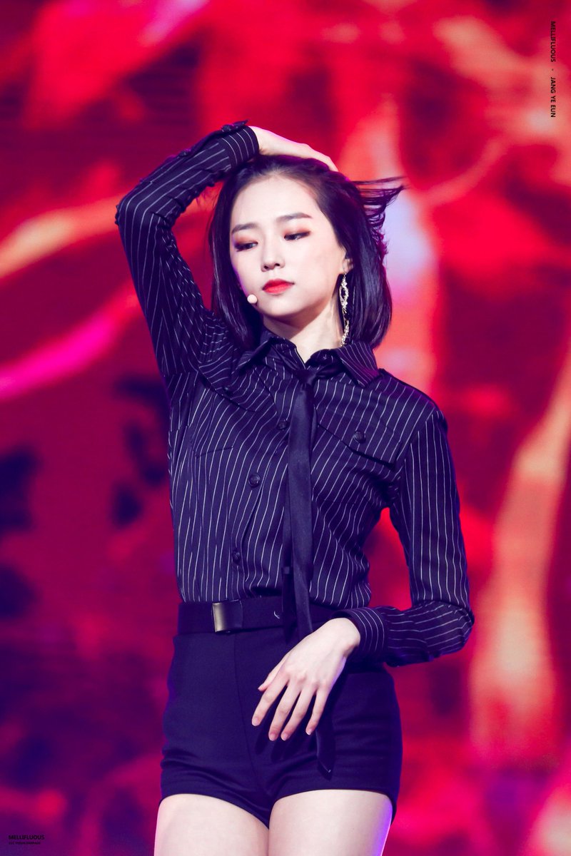 jyepics's tweet photo. 180421 ♡ kbs open concert
     #장예은 ⋆ #씨엘씨 https://t.co/0N4dL2kNZk