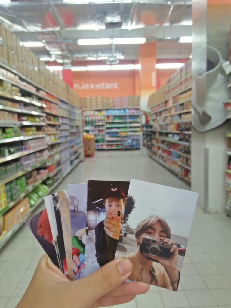 snowyelsaa's tweet image. Btw aku cuman mau ngetweet, kalau kalian lagi nyari olshop tempat beli pc-pc oppa yang trusted dan bisa custom.
Nih aku mau merekomendasikan @/yoursnoona.kstore (ig) atau line @ ykl8056d.

Anti tipu-tipu nih, tuh barangnya udah ditanganku.

#jualkstuff #jualpcbts #pccustom