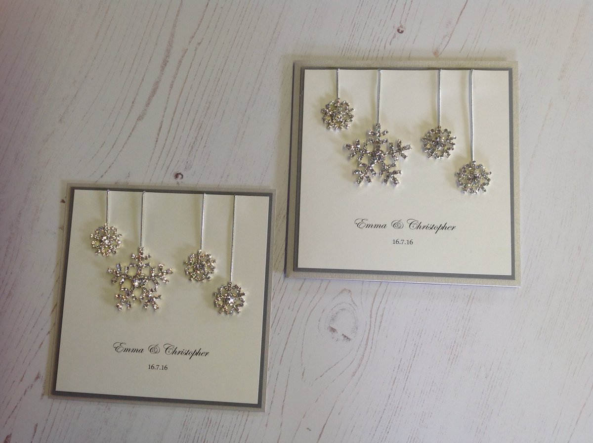 Delicate snowflakes ❄️❄️❄️
Perfect for a winter wedding xXx
#weddinghour