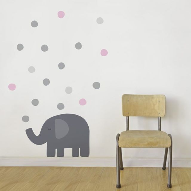minimoi_'s tweet photo. Mirad qué chulo este vinilo con un dulce elefante para decorar la habitación de los peques!😍 ¿Os gusta? Buenas noches!😘
Link en bio👆
📷 https://t.co/dWAXxK8pCq https://t.co/GuYr8Rb1Ba https://t.co/YrFMA7R3mr